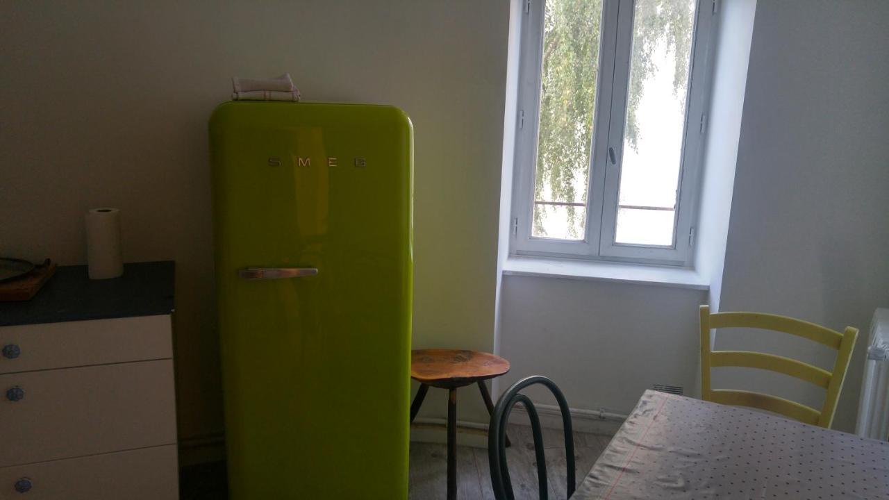 Hostel Du Lapin Blanc Saint-Brieuc Bagian luar foto