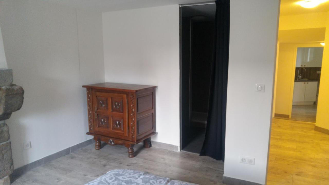 Hostel Du Lapin Blanc Saint-Brieuc Bagian luar foto